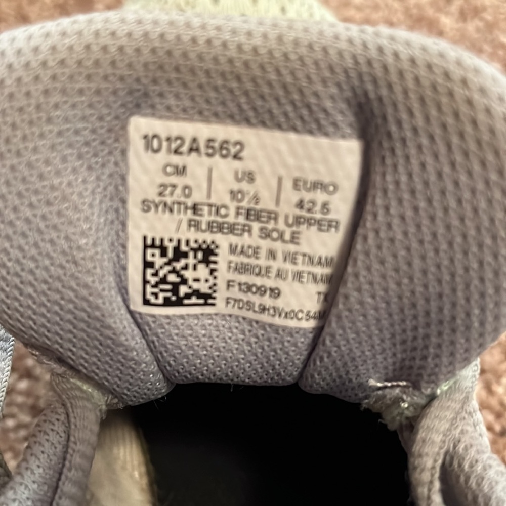 ASICS shoes 👟 - Picture 8 of 8